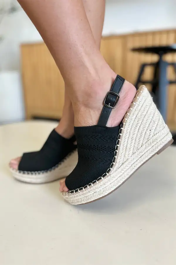 Everyday Heels Peep Toe Sandals