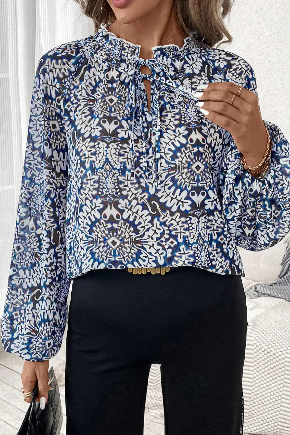 Lace Trim Frilled Puff Sleeve Blouse