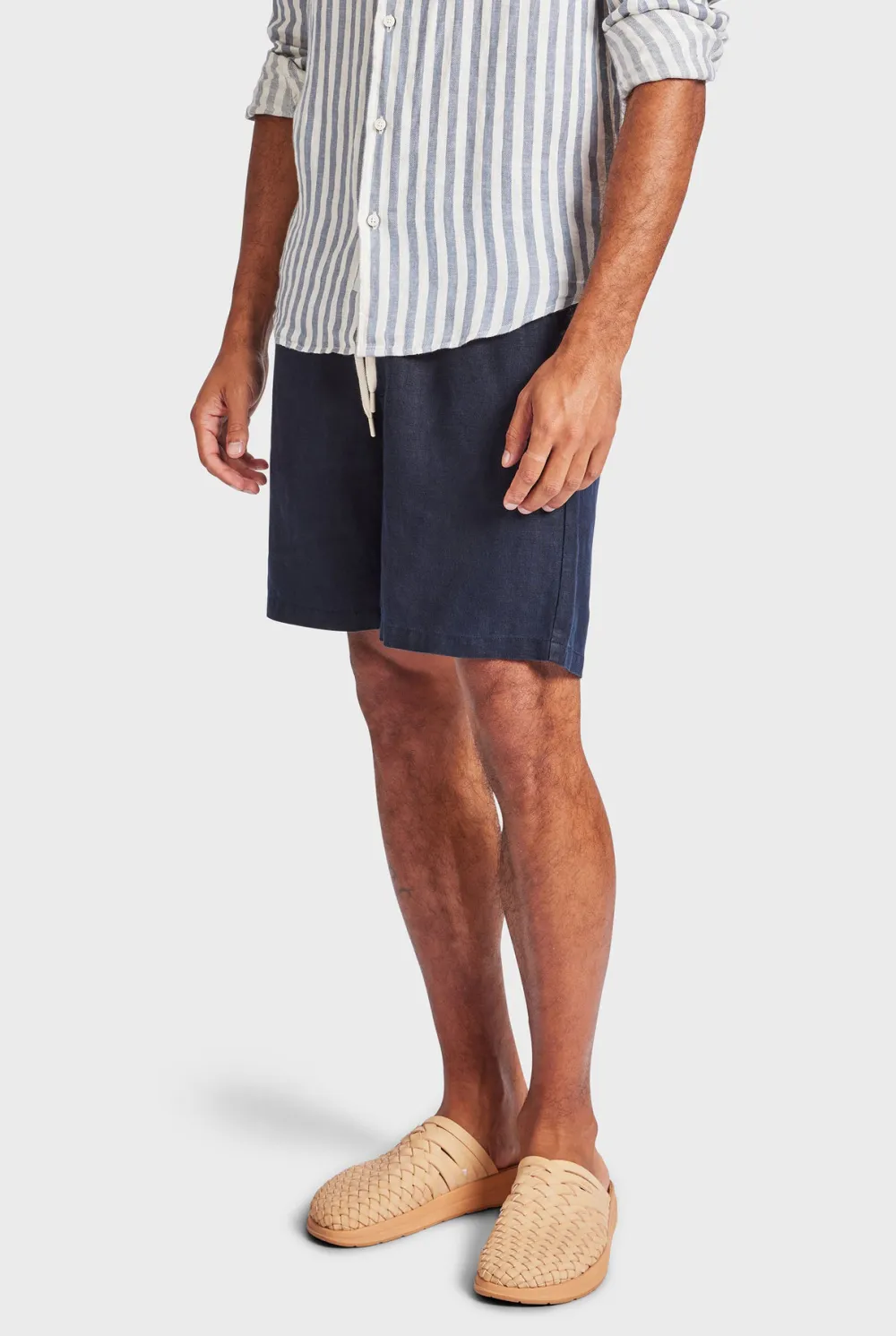 Jeff Linen Short-Ice grey