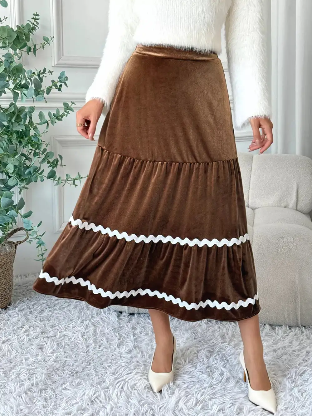 Chic Ruched Velvet Skirt