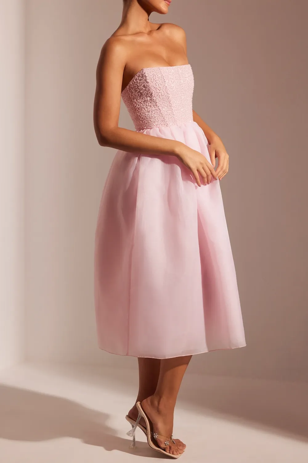 Luxurious Romantic Fluffy Organza Mid-Length