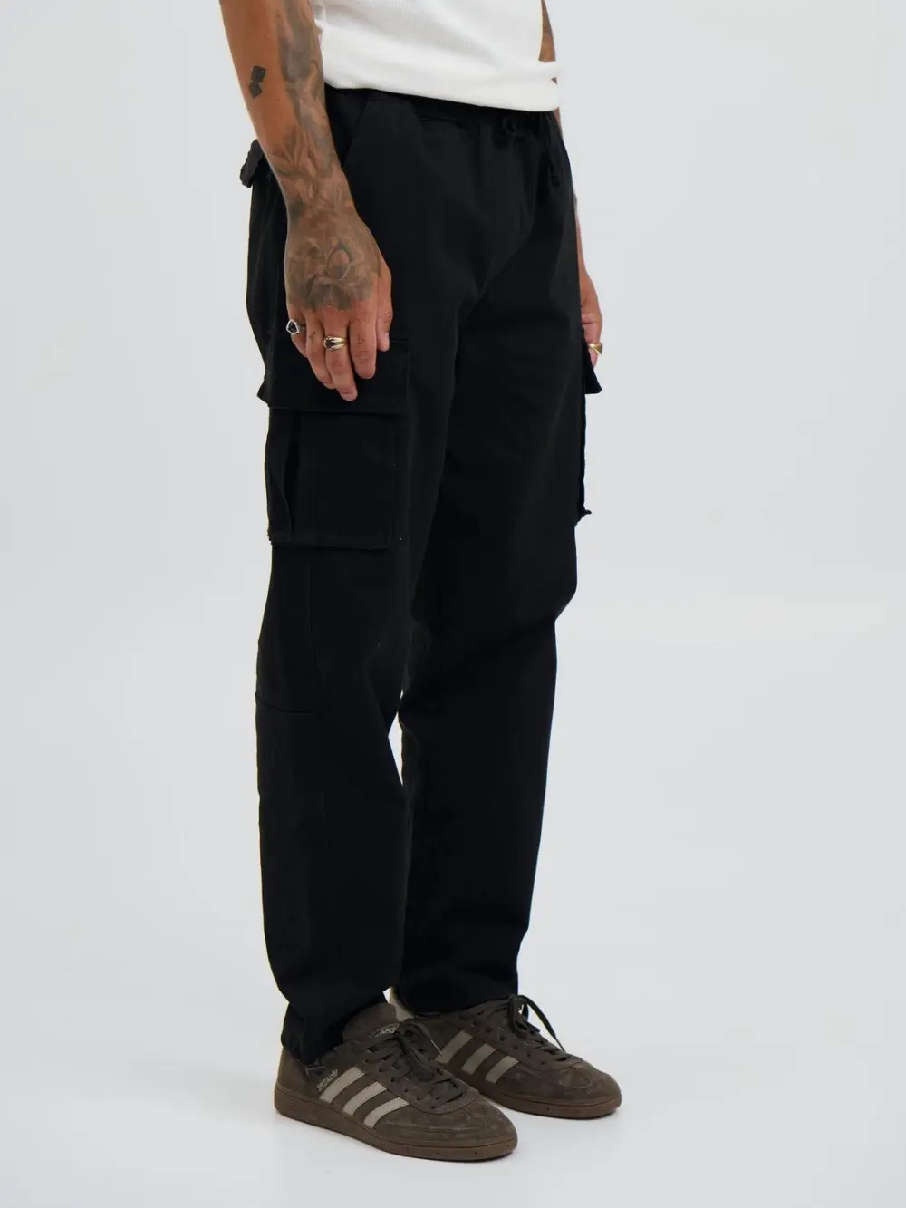 Simple And soft Daily Slim Black Pant