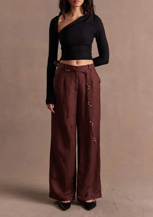 ASYMMETRIC DESIGN CROP TOP