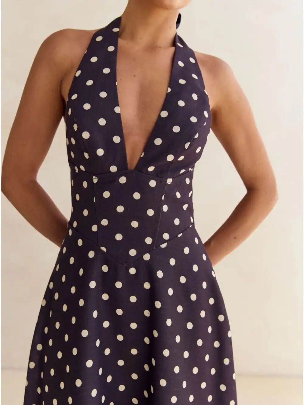 Clean Line Floral Printed Maxi Dress