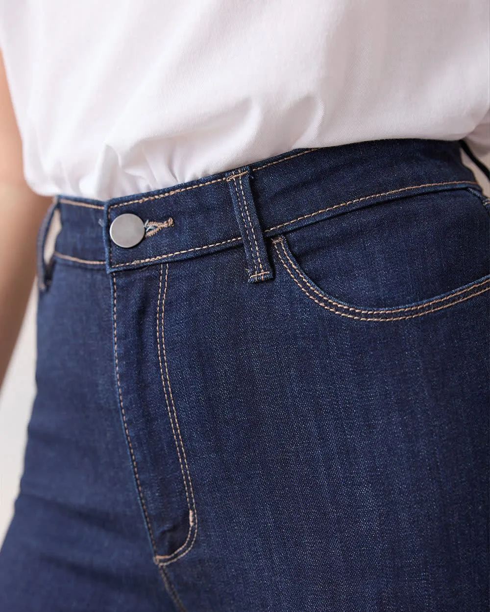 Medium Denim Skinny-Leg High-Rise Jean
