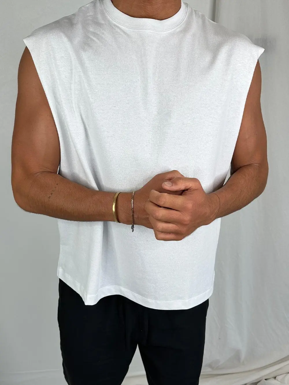 Comfortable And Soft Versatile White Cotton Vest