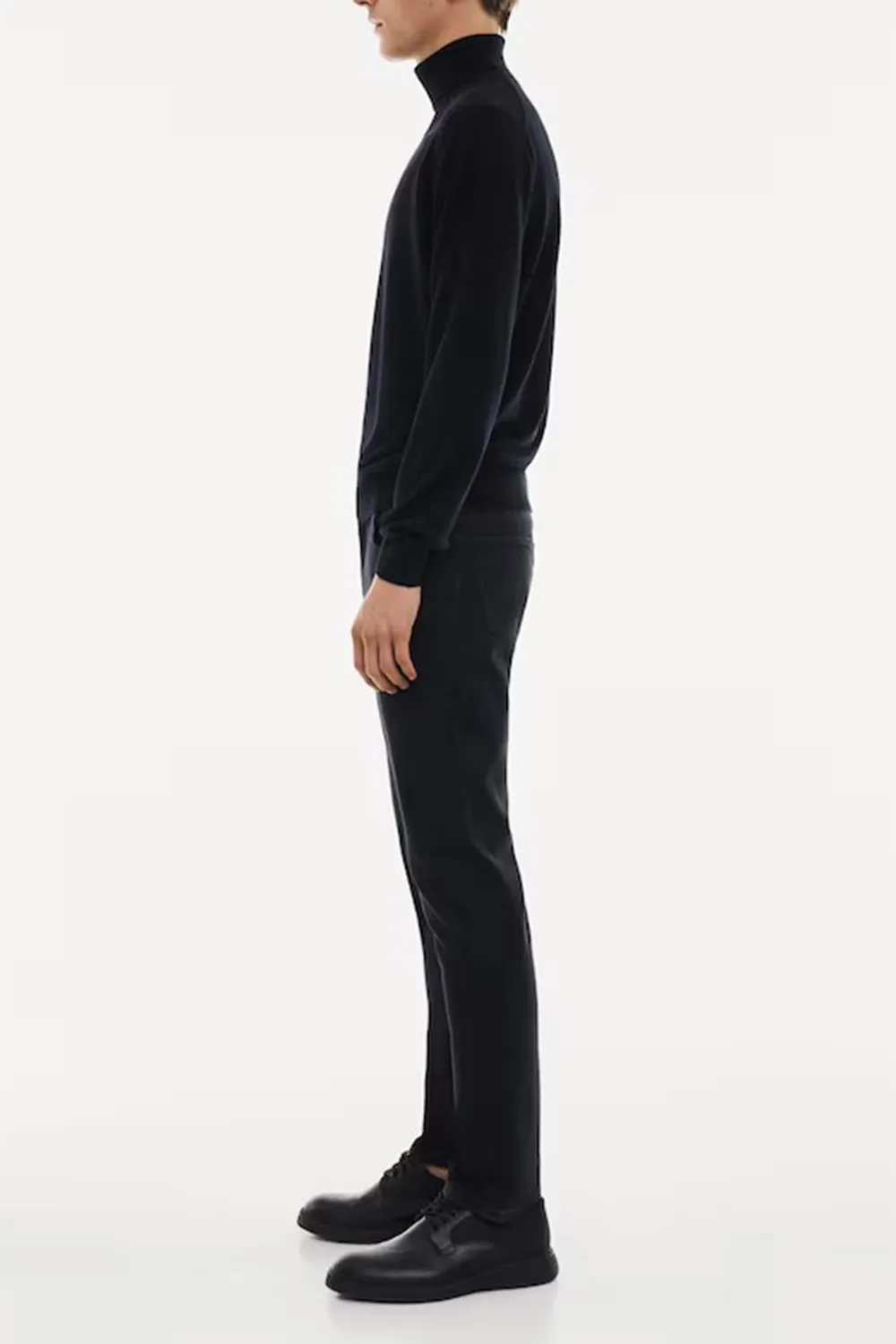 Casual Style Slim-Fit Jeans