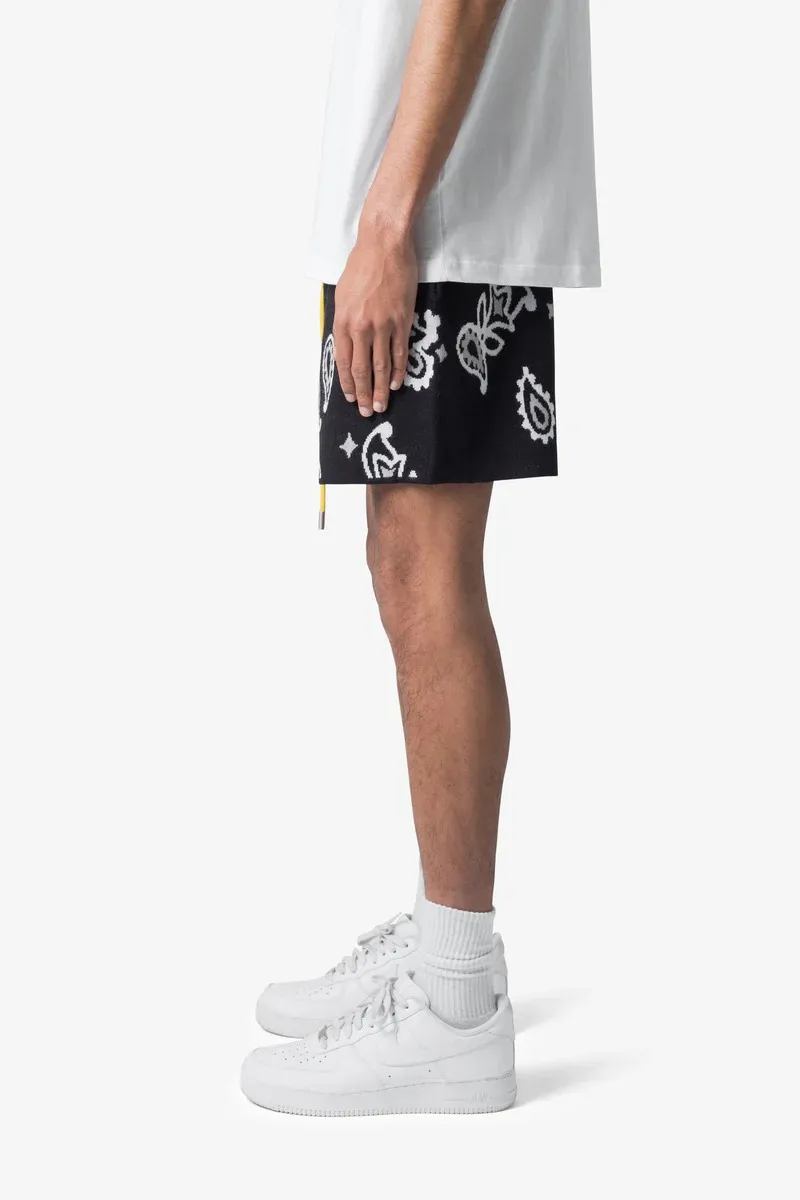 BLACK AND WHITE PAISLEY PRINTED KNIT SHORTS