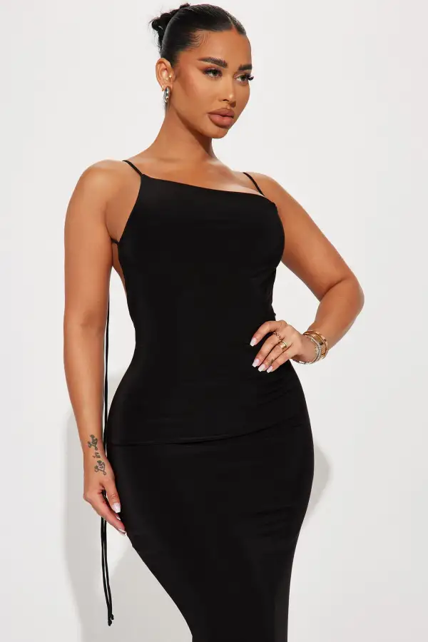 Laurel Backless Maxi Dress - Black