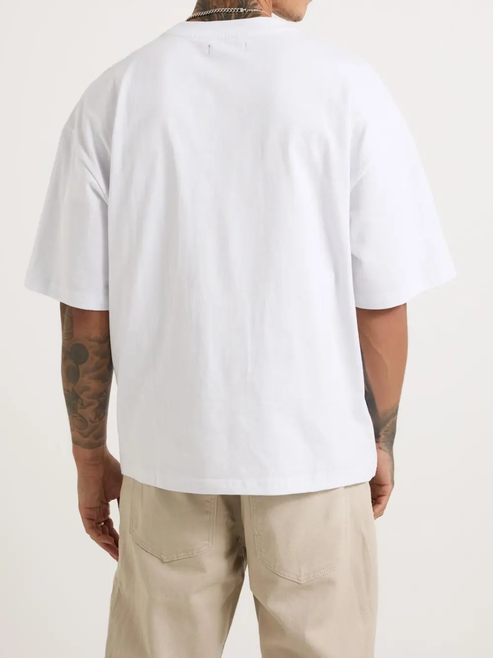 Comfortable Casual And Daily White Tee