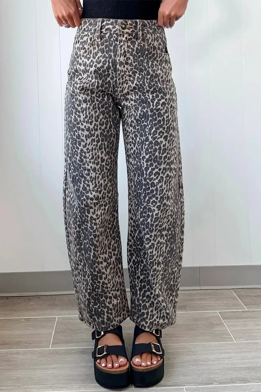 Barrel High Waist Leopard Print Jeans