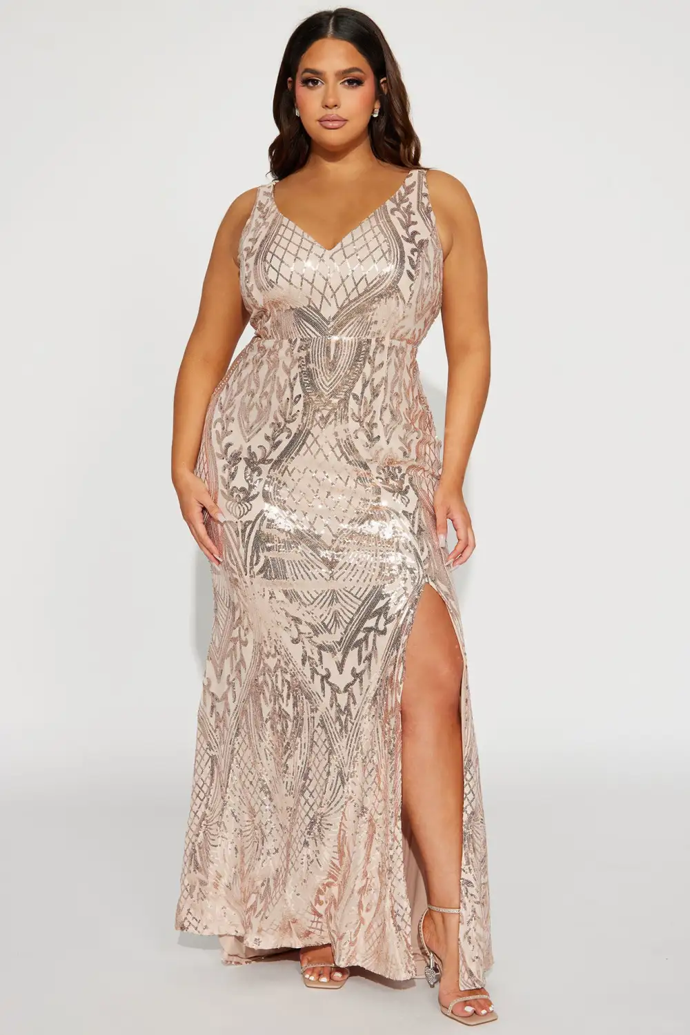 Diva On The Move Sequin Maxi Dress - Rose Gold