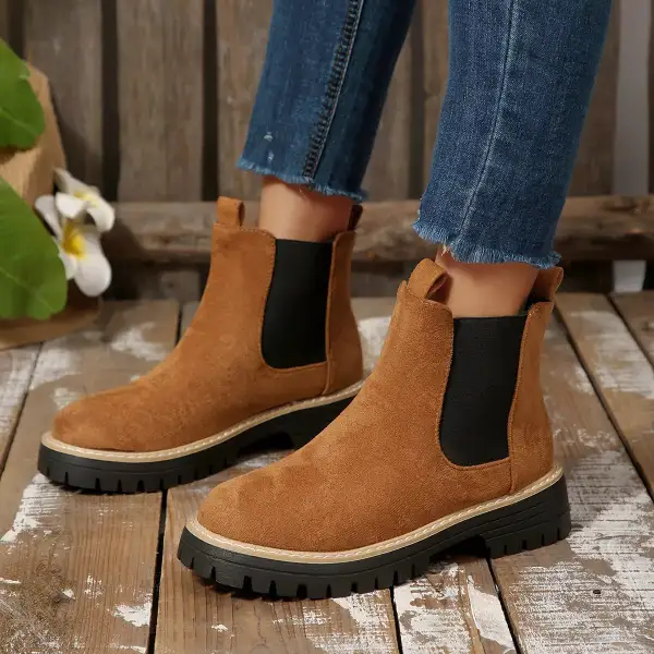 Modern Round Toe Block Heel Boots