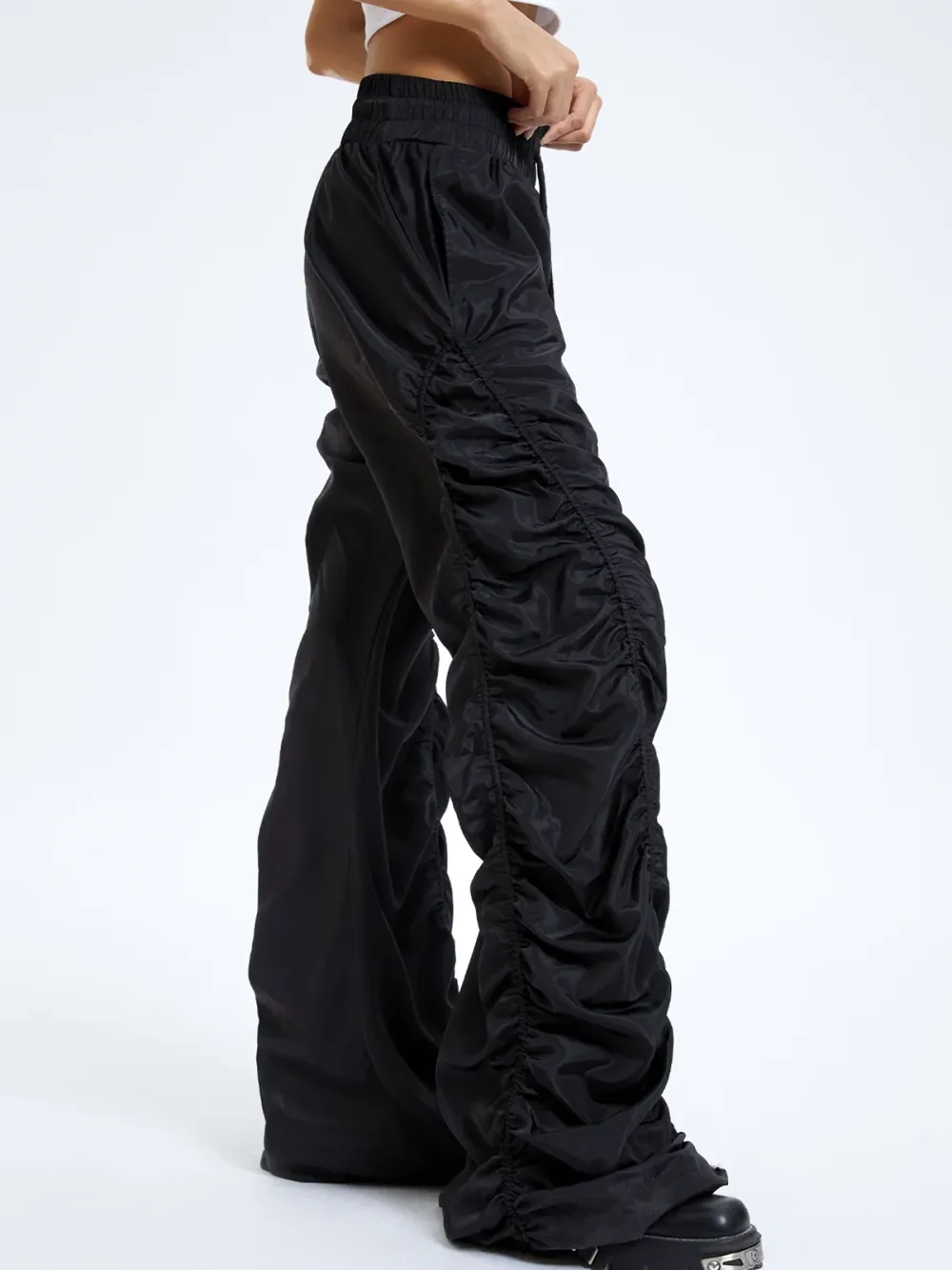 Black Wrinkled Bottom Pants