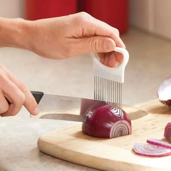 Kitchen Onion Slicer Cut Onion Holder Fork Tomato Vegetable Slicer Cutting Aid Guide Holder Fruit Cutter