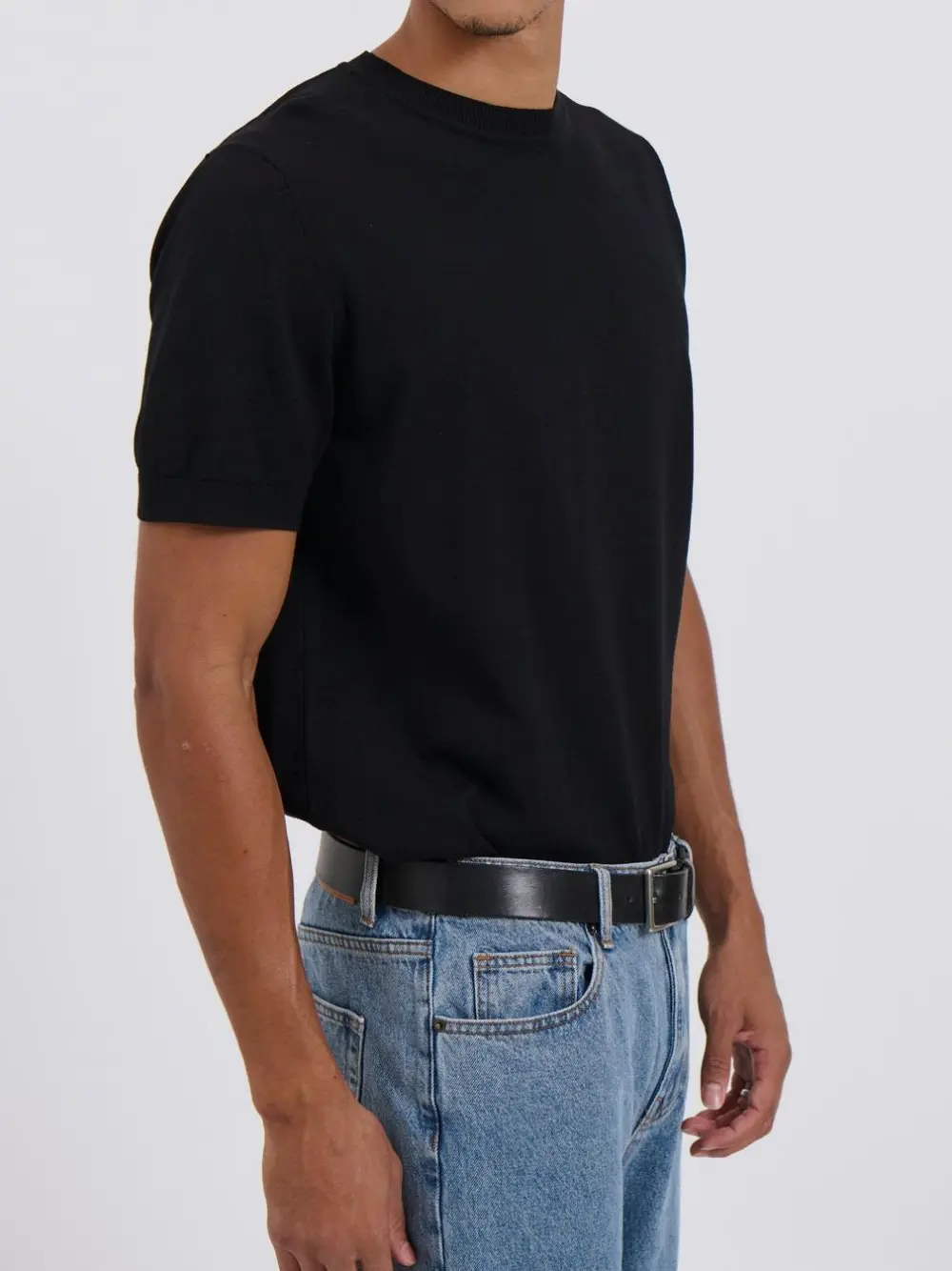 Simple Casual And Daily Comfortable Black Tee