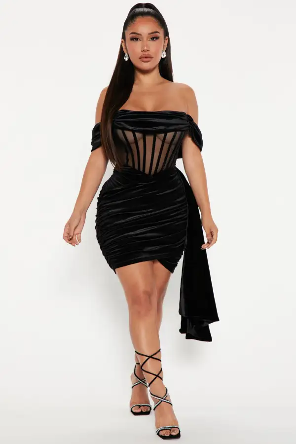 Sincerely Yours Velvet Midi Dress - Black