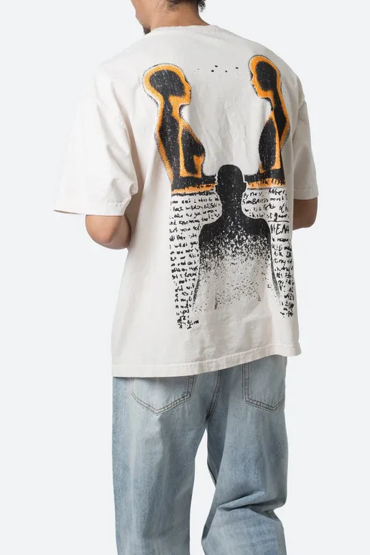 WHITE COLORED GROUP GRAPHIC SOLIDARITY T-SHIRT
