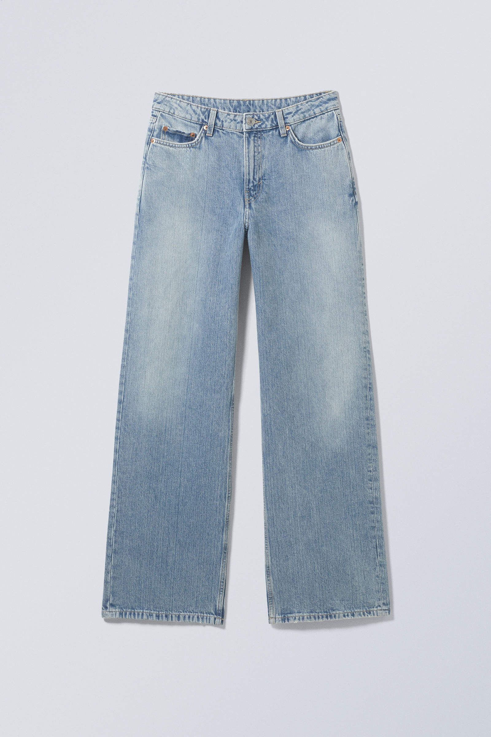 Pocketed Mid Rise Jeans