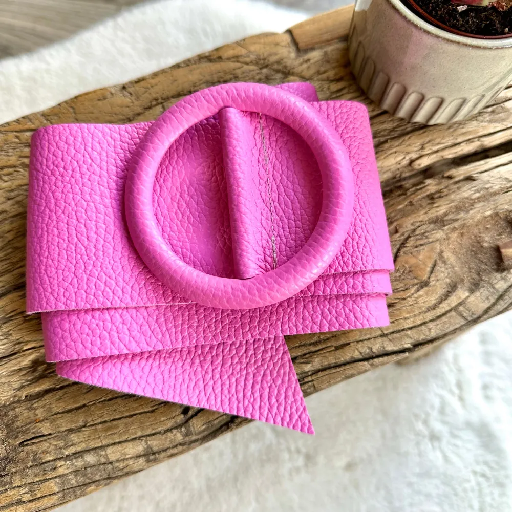 Leather Circle Buckle Belt