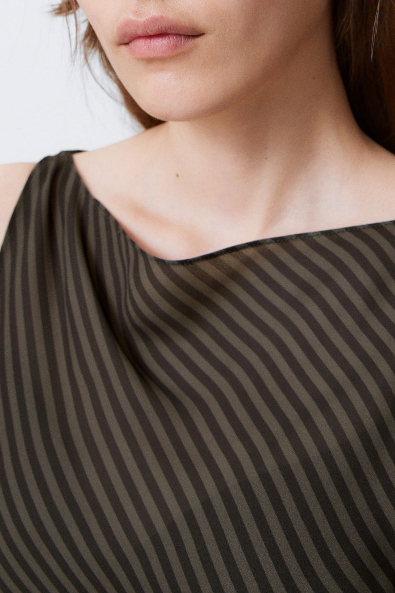 Boat Neck Sleeveless Dress