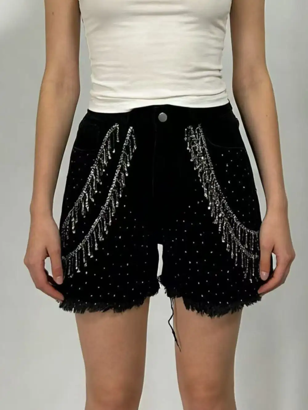 Rhinestone Chain Raw Hem Casual Shorts