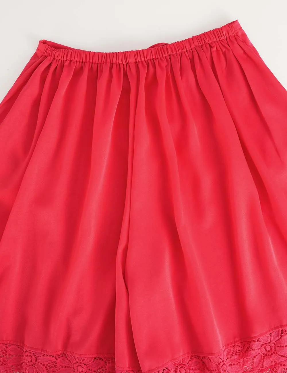 Boho Lace Hem Drawstring Waist Wide Leg Shorts