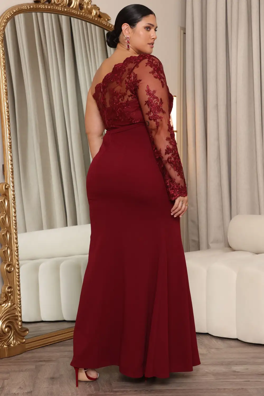 Bonita Lace Maxi Dress - Burgundy
