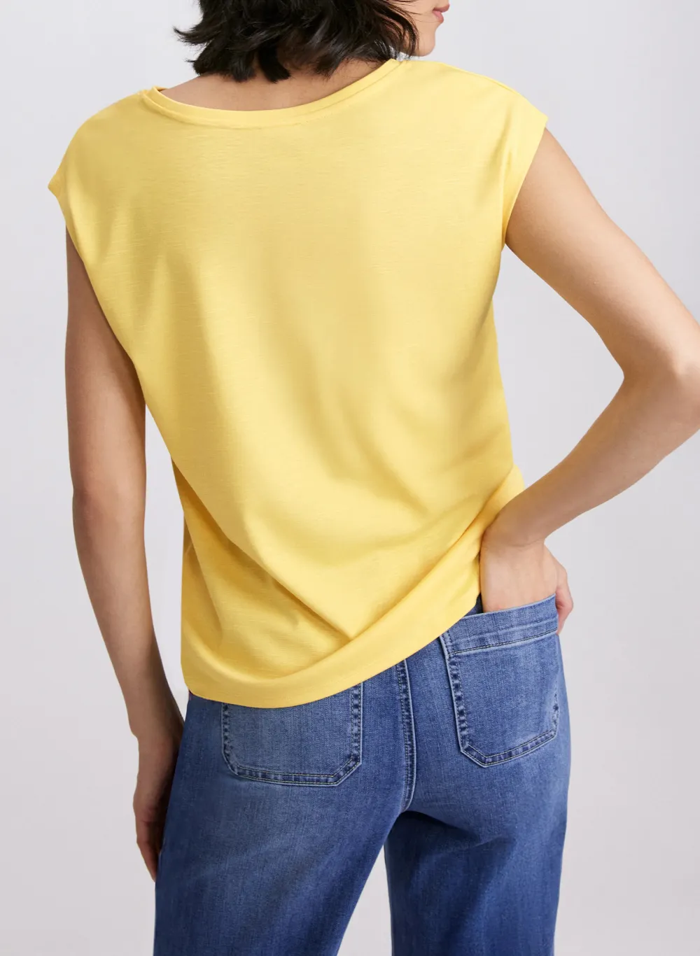 Solid Color Sleeveless T-Shirt