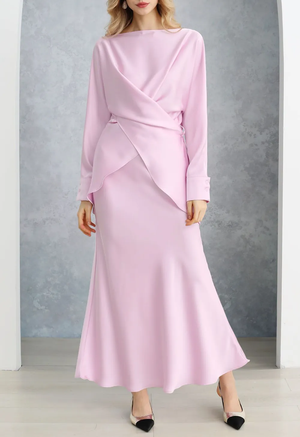 SATIN FINISH MERMAID MAXI SKIRT IN PINK