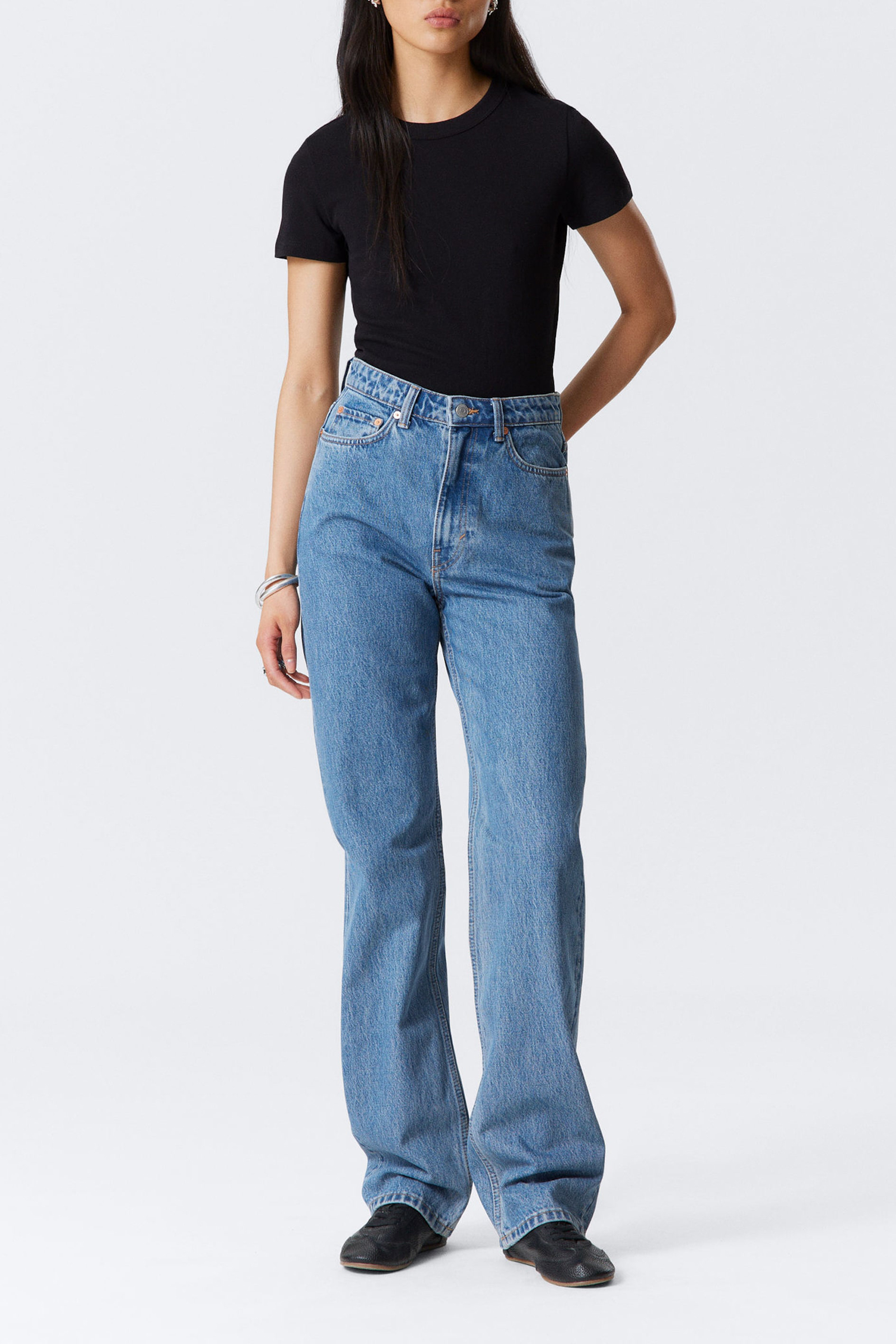 High Rise Jeans With Pockets