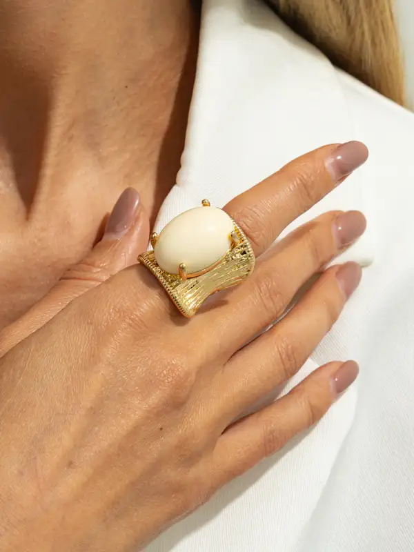 Geometric Rhinestone Going Out Ring
