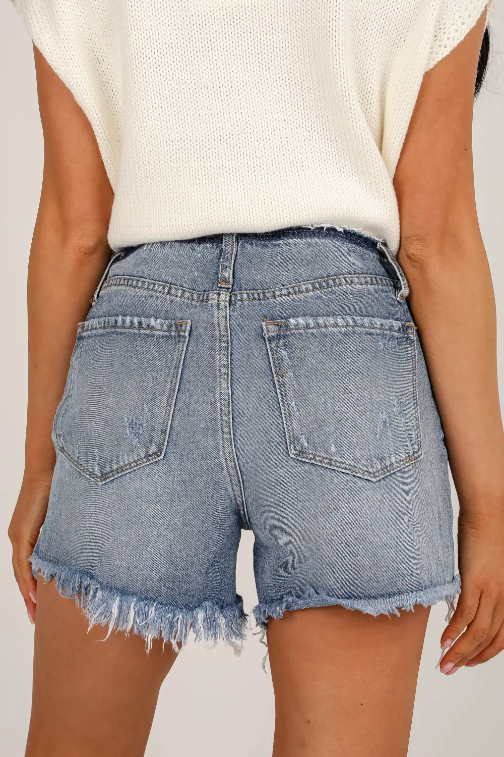 Resort High Rise Pocketed Shorts