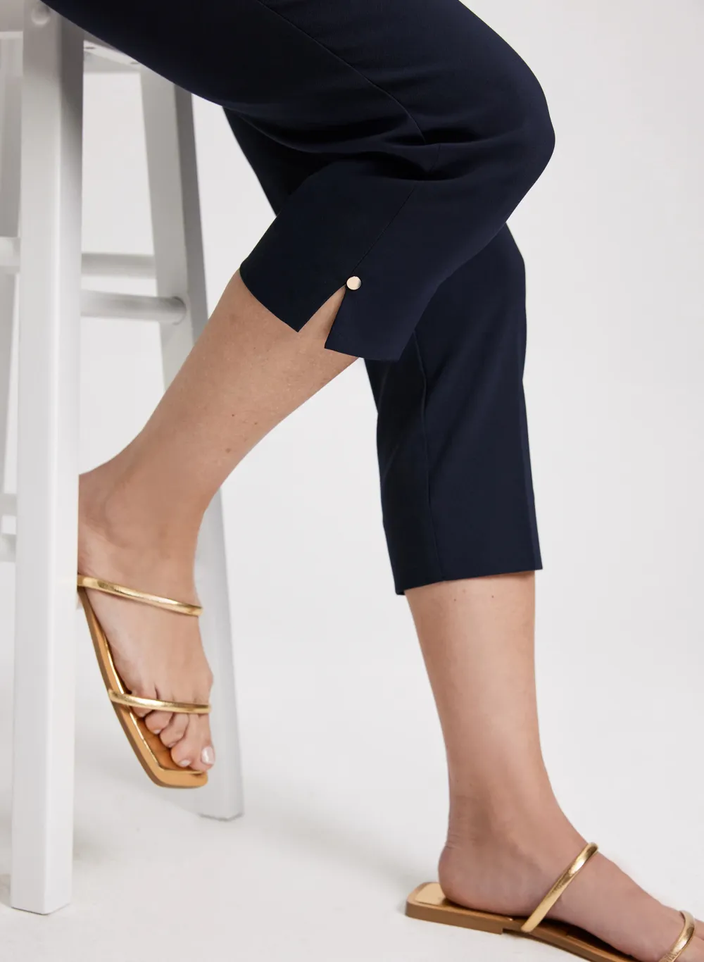 White Straight-Leg Three-Quarter Pants