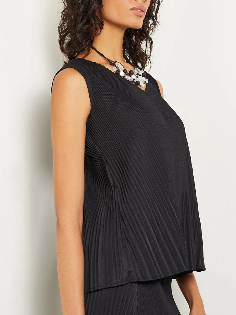 Waist Pleated V-Neck Vest