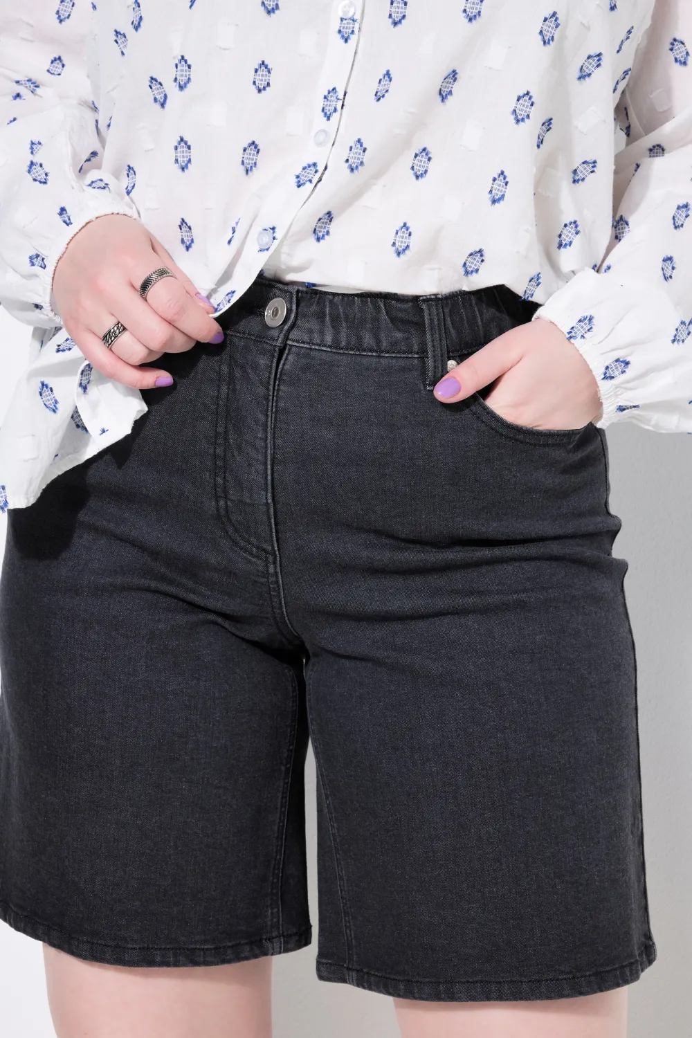 Zipper Denim Shorts