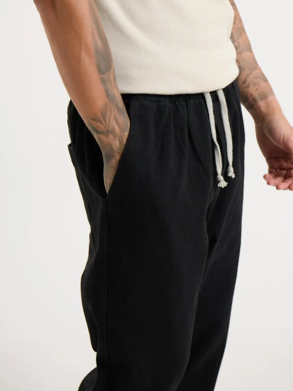 Simple And Comfortable Slim Black  Pant