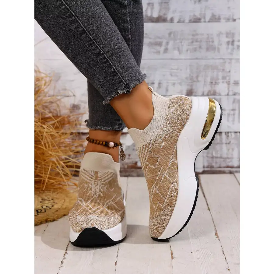 Mesh Round Toe Platform Sneakers