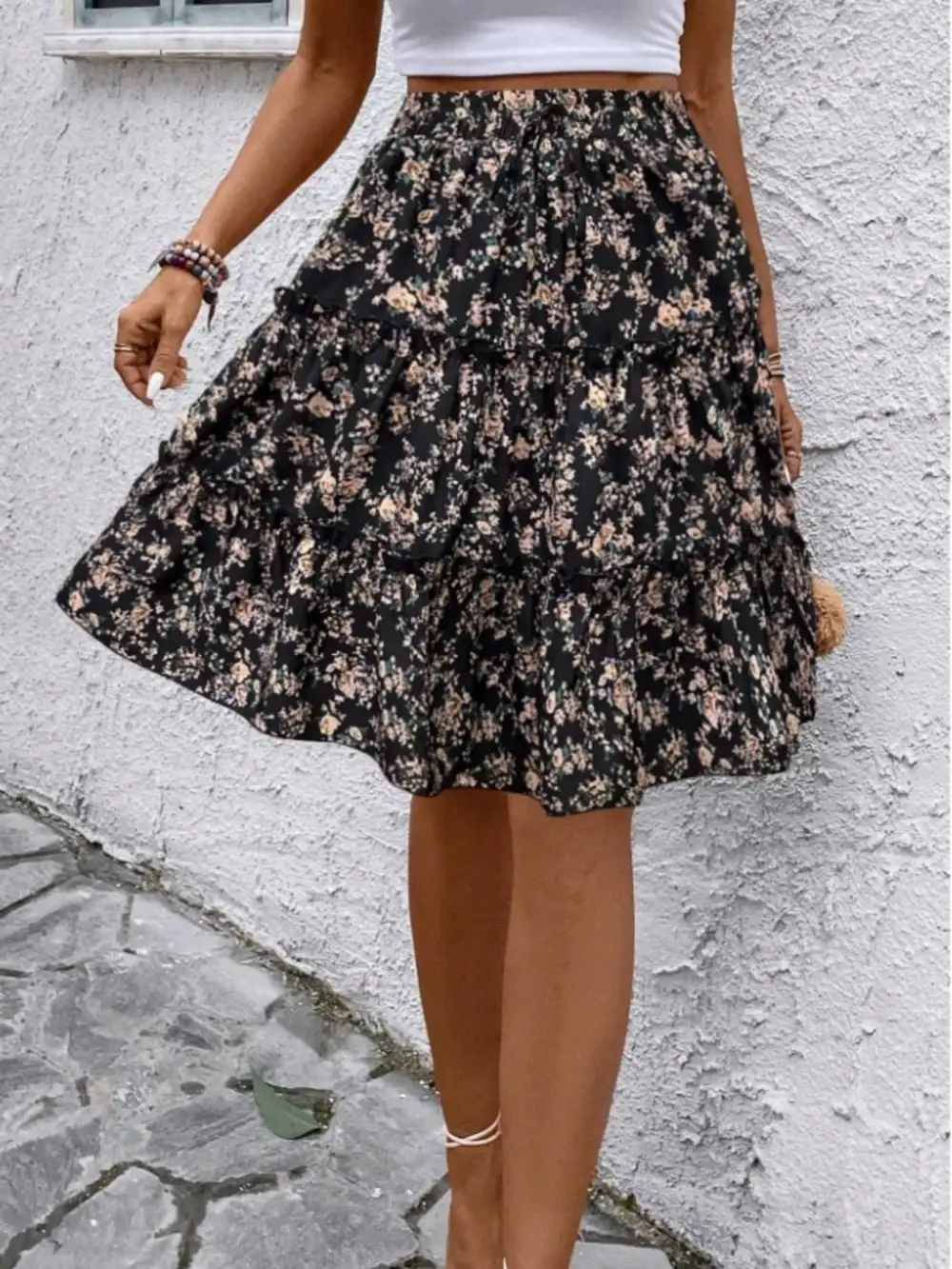 Textured Ruffle Trim Printed Silhouette Skirt