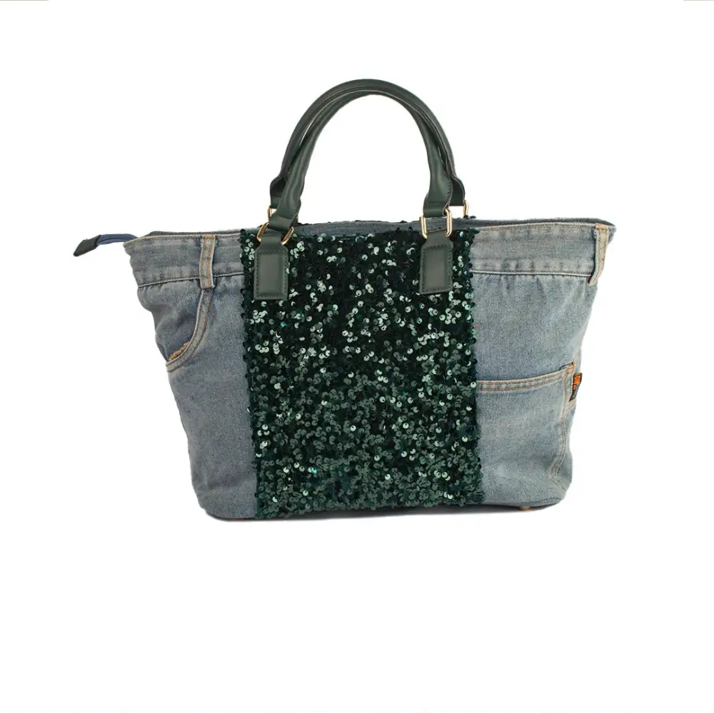 Roomy Weekend Handbag