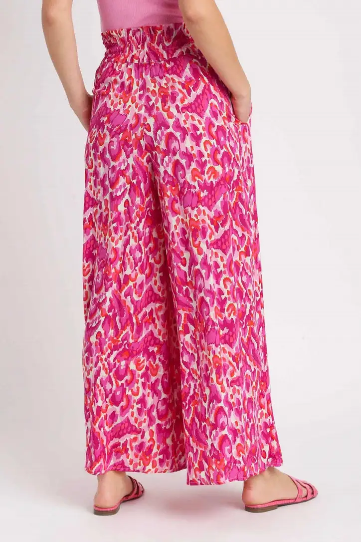 Weekend Roomy Wide Leg High Waist Casual Pants