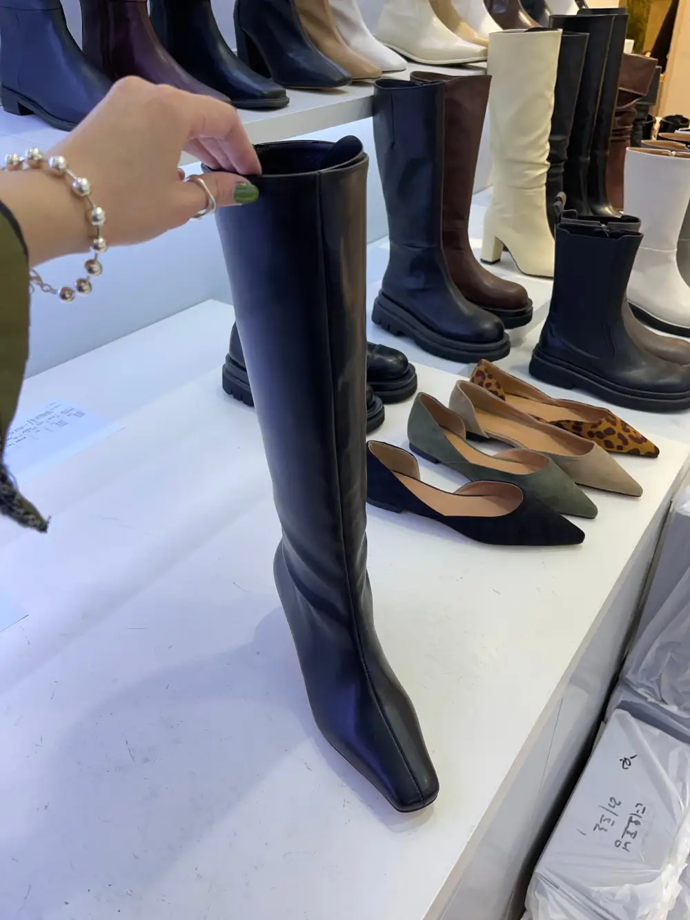 Simple Flexible Faux Leather Everyday Boots
