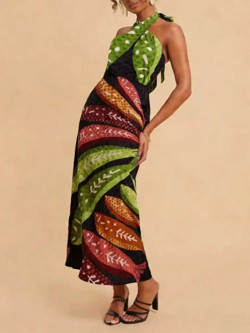 Gathered Detail Printed Midi Dress