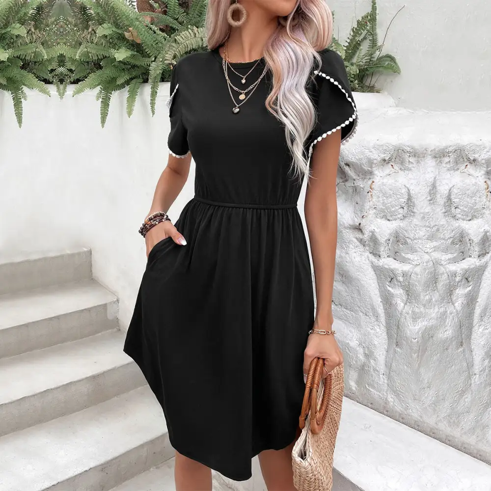 Textured Pocket Detail Round Neck Dress