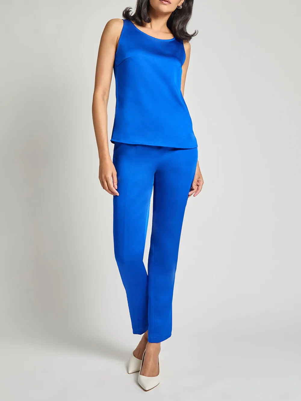 Solid Color Crepe Vest