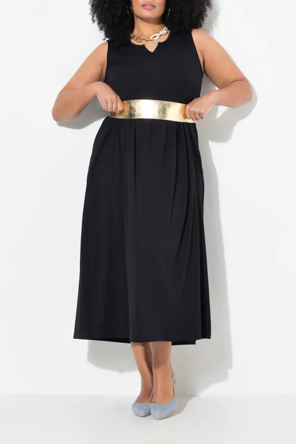 Solid Color Notch Round Neck Dress