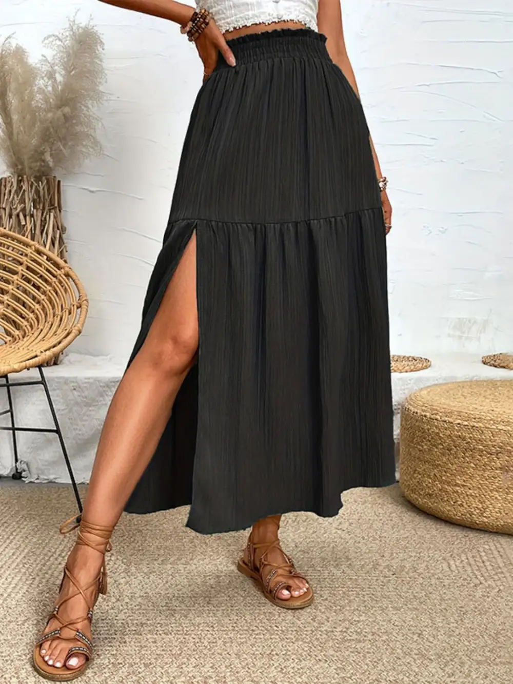 Frill Slit So Ronge Skirt