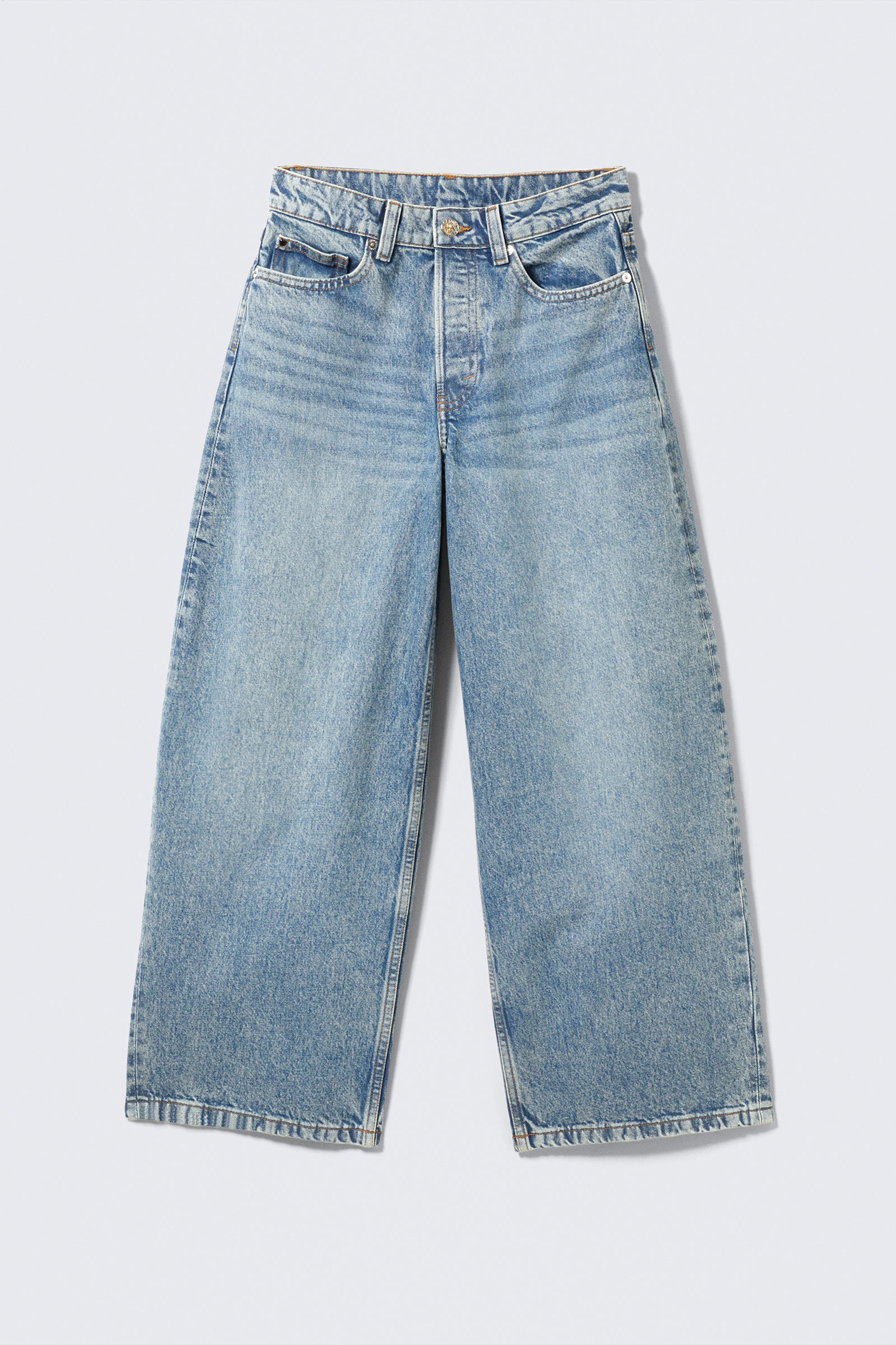 Low Rise Wide Leg Jeans