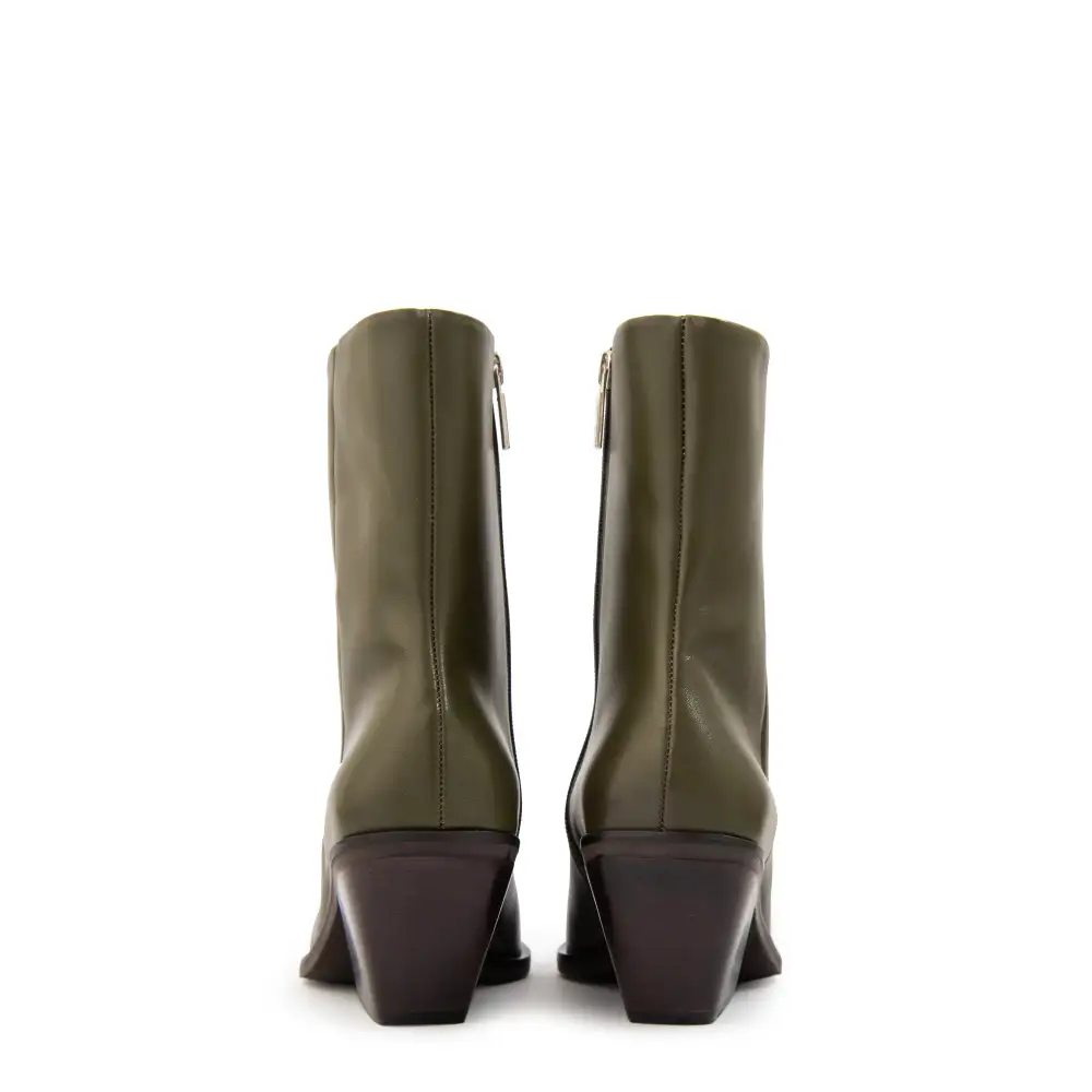 Modern Low Shaft Everyday Ankle Boots