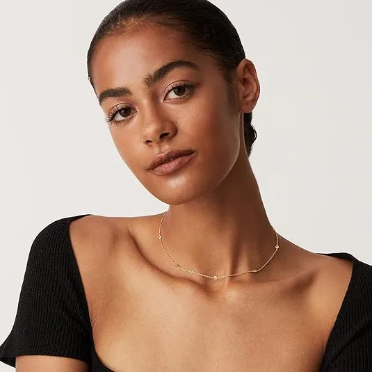 Glossy Star Necklace